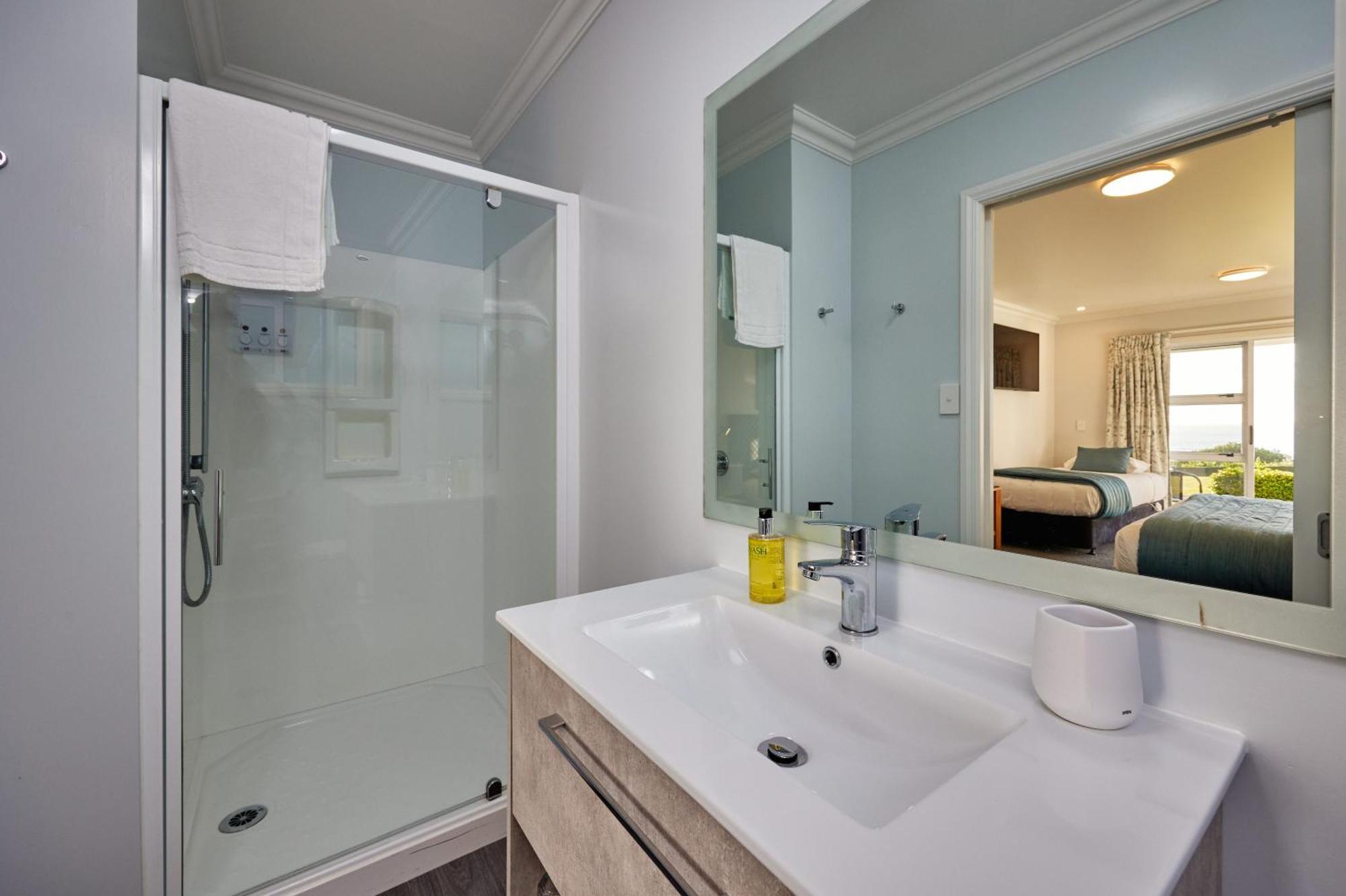 Bendamere House Bed & Breakfast Kaikoura Exterior photo